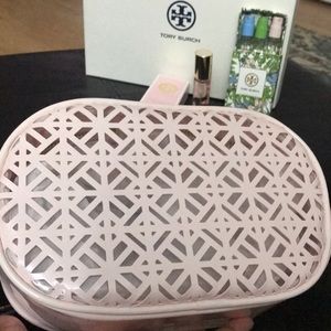 Tory burch cosmetic pouch